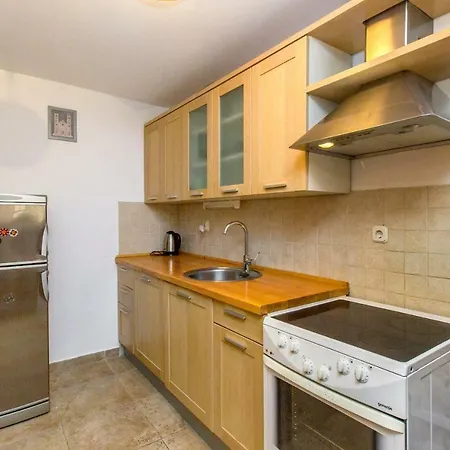 Ivan Center * Šibenik