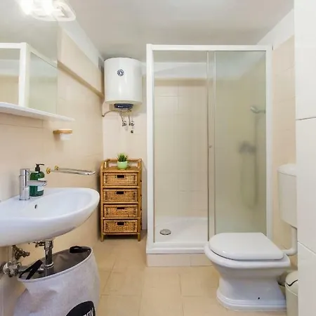 Ivan Center Apartman