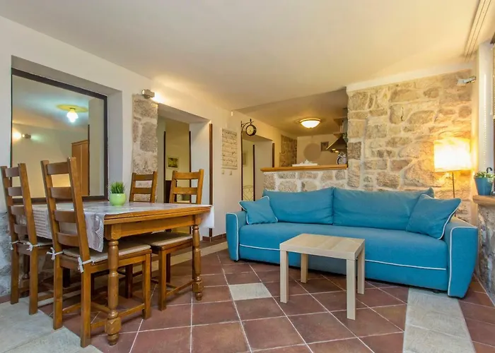 Ivan Center Apartman