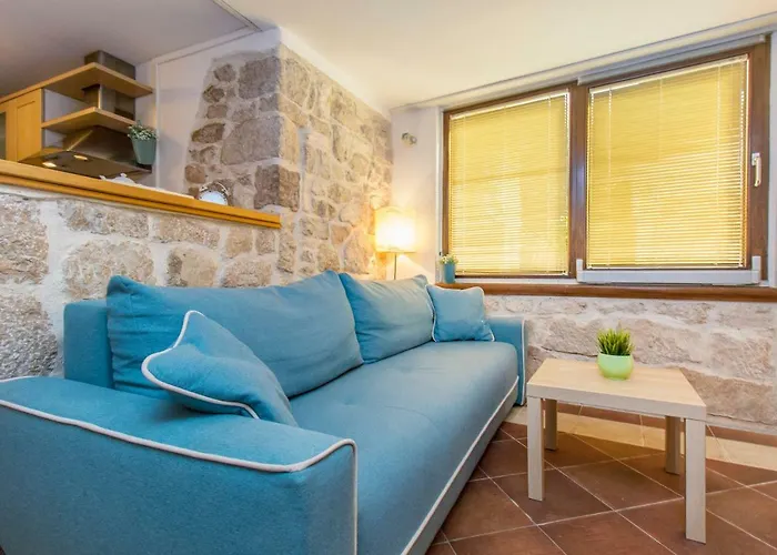 Ivan Center * Šibenik